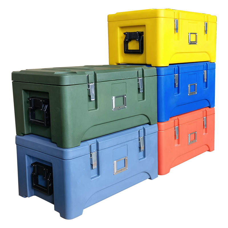 滾塑加工廠深度解析聚乙烯材料在軍事與民用領域的應用及其環境影響探究